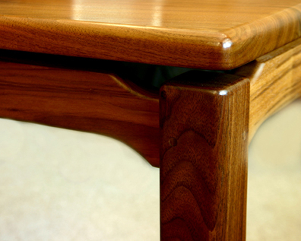 Chebeaugue table detail, shown in walnut